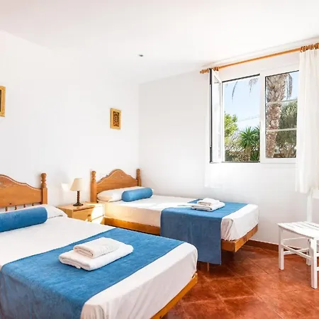 Mit Privatpool Fuer 6 Personen Ca 140 Qm In Ciutadella, Menorca Westkueste Von Menorca Troquerias