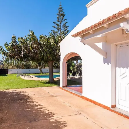 Casa vacanze Mit Privatpool Fuer 6 Personen Ca 140 Qm In Ciutadella, Menorca Westkueste Von Menorca *
